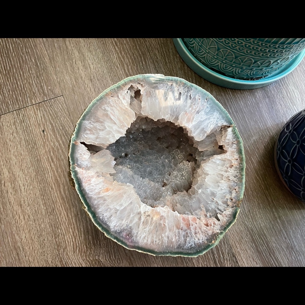 Agate Geode from Brazil - Picture 3 of 10